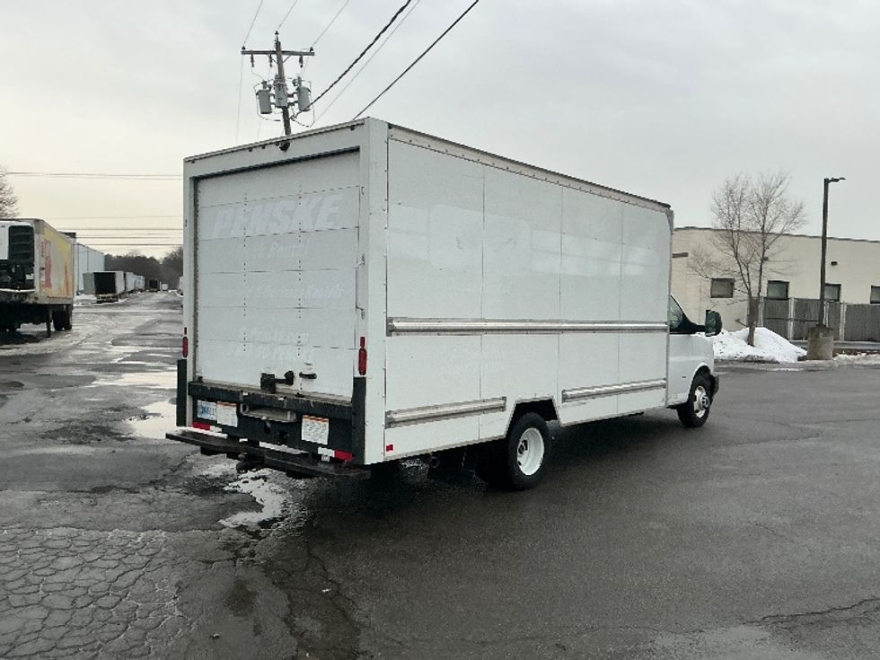 Light Duty Box Truck-Light and Medium Duty Trucks-GMC-2021-Savana G33903-Albany-NY-94,430\n\t\tmiles-$ 28,250 - Image 13