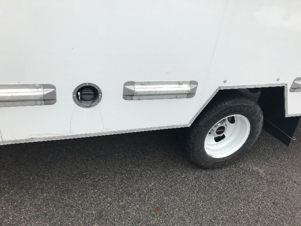 Light Duty Box Truck-Light and Medium Duty Trucks-GMC-2021-Savana G33903-Albany-NY-94,430\n\t\tmiles-$ 28,250 - Image 25