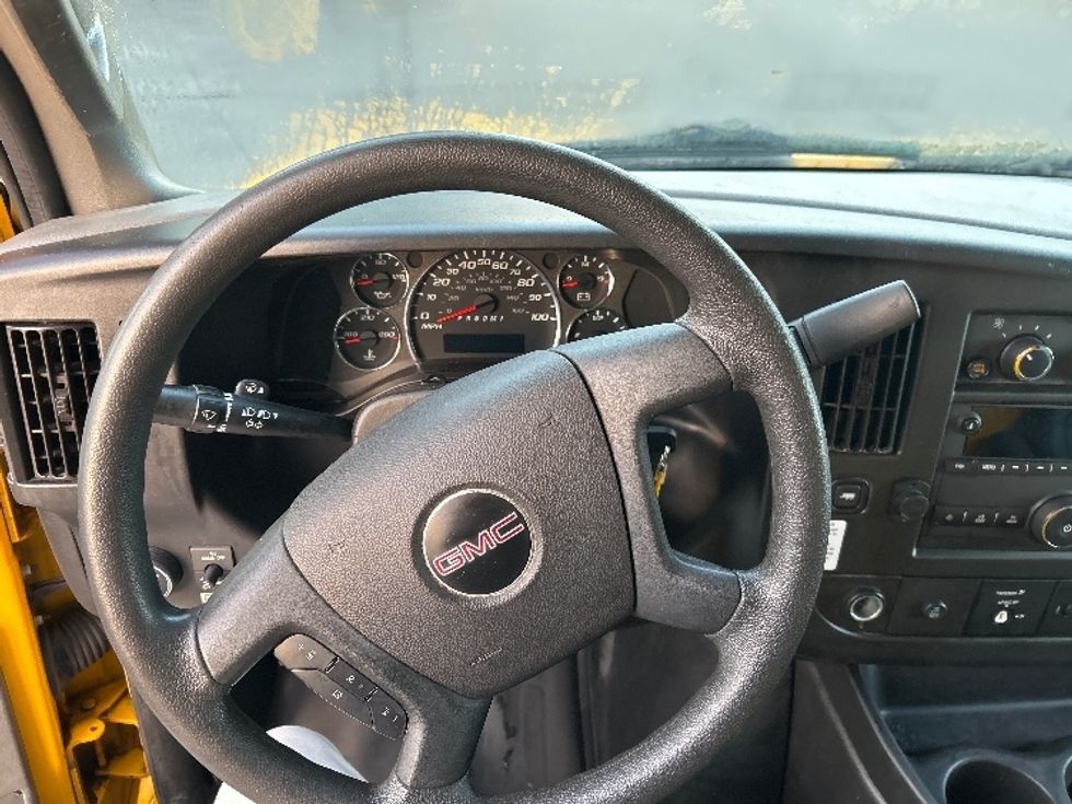 Light Duty Box Truck-Light and Medium Duty Trucks-GMC-2021-Savana G33903-Albany-NY-96,436\n\t\tmiles-$ 25,000 - Image 18