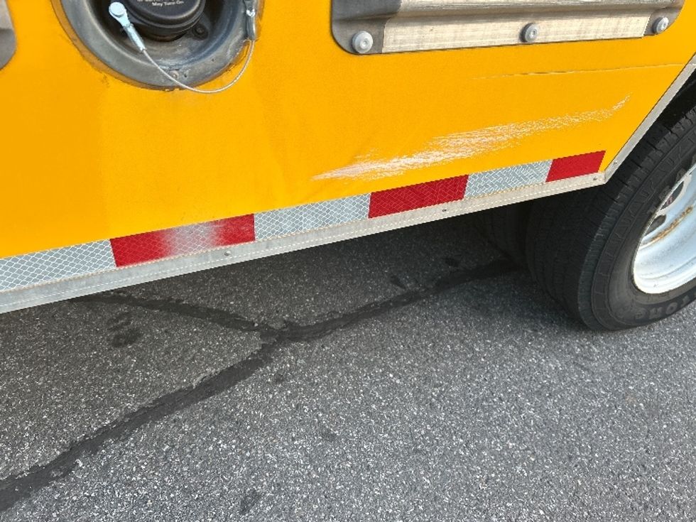 Light Duty Box Truck-Light and Medium Duty Trucks-GMC-2021-Savana G33903-Albany-NY-96,436\n\t\tmiles-$ 25,000 - Image 25