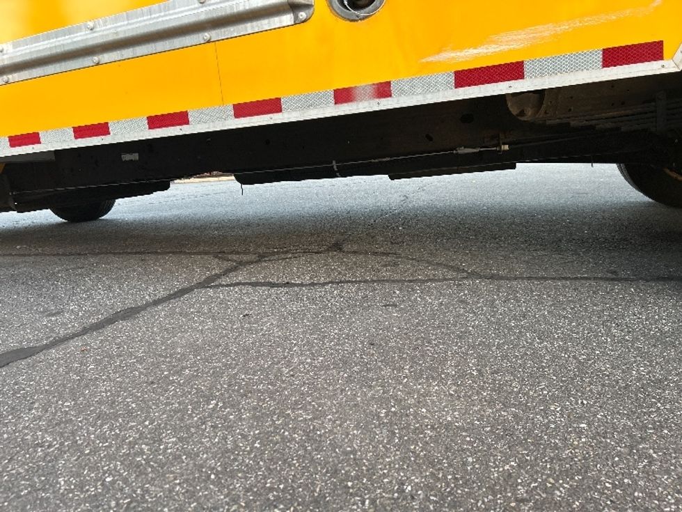 Light Duty Box Truck-Light and Medium Duty Trucks-GMC-2021-Savana G33903-Albany-NY-96,436\n\t\tmiles-$ 25,000 - Image 5