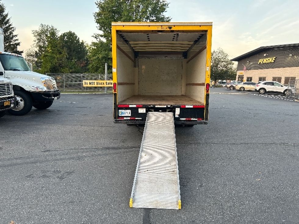 Light Duty Box Truck-Light and Medium Duty Trucks-GMC-2021-Savana G33903-Albany-NY-96,436\n\t\tmiles-$ 25,000 - Image 9