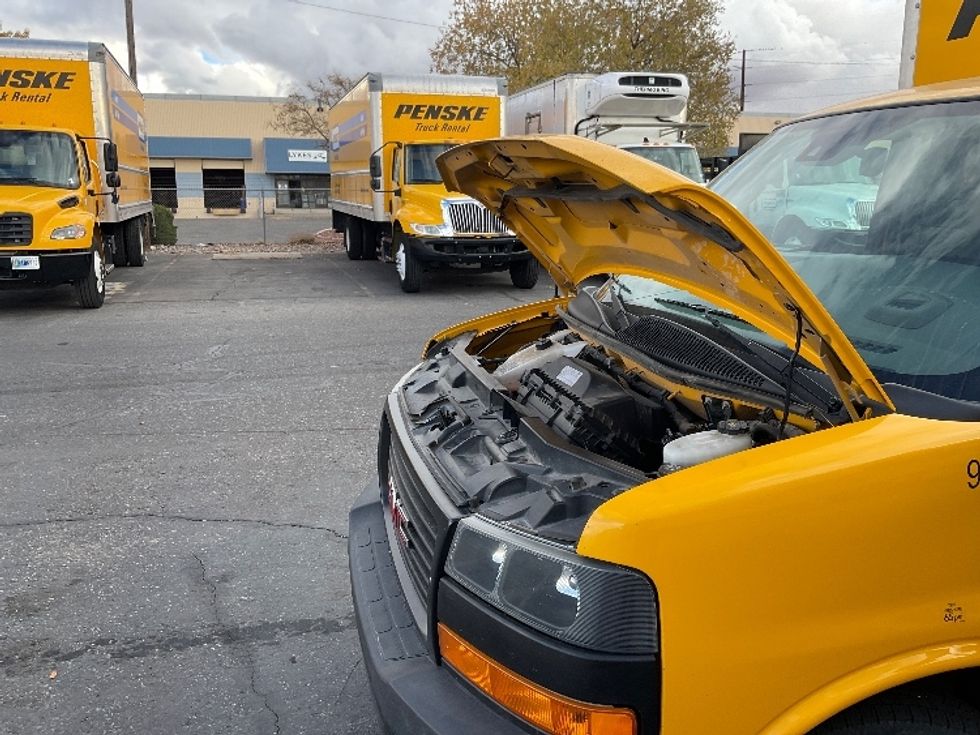 Light Duty Box Truck-Light and Medium Duty Trucks-GMC-2021-Savana G33903-Albuquerque-NM-149,575\n\t\tmiles-$ 20,750 - Image 18