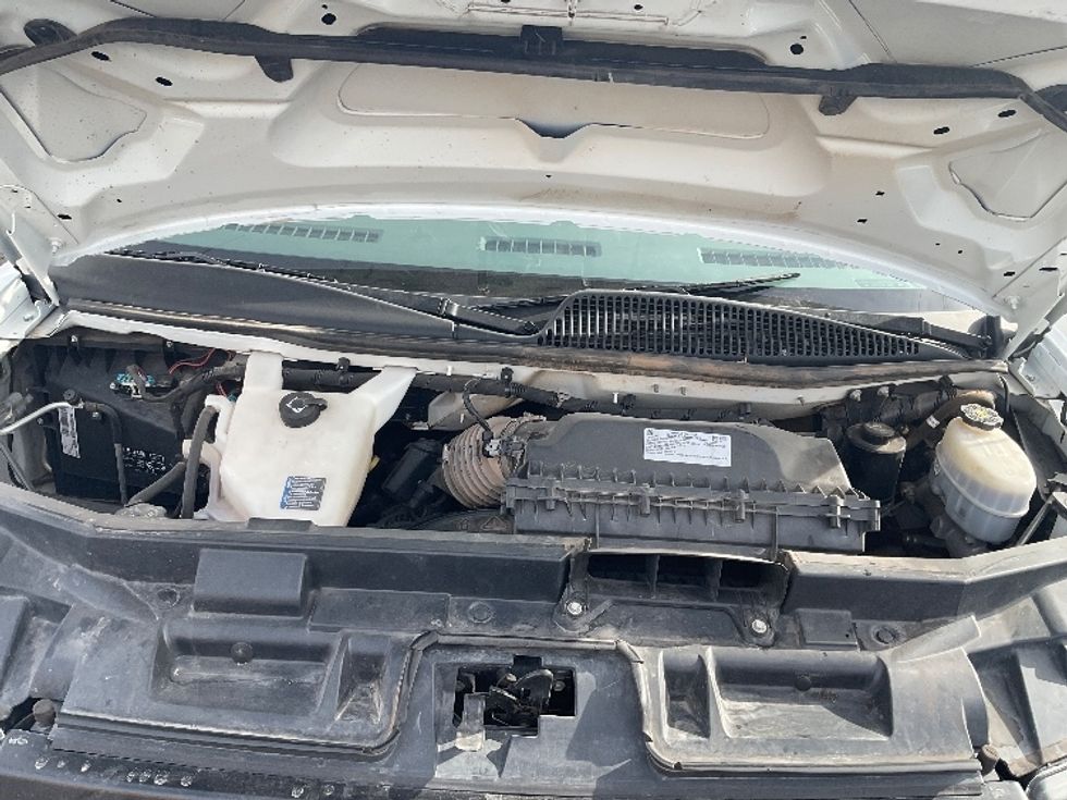 Light Duty Box Truck-Light and Medium Duty Trucks-GMC-2021-Savana G33903-Albuquerque-NM-97,075\n\t\tmiles-$ 31,750 - Image 19