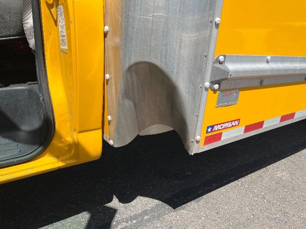 Light Duty Box Truck-Light and Medium Duty Trucks-GMC-2021-Savana G33903-Albuquerque-NM-98,023\n\t\tmiles-$ 27,250 - Image 25