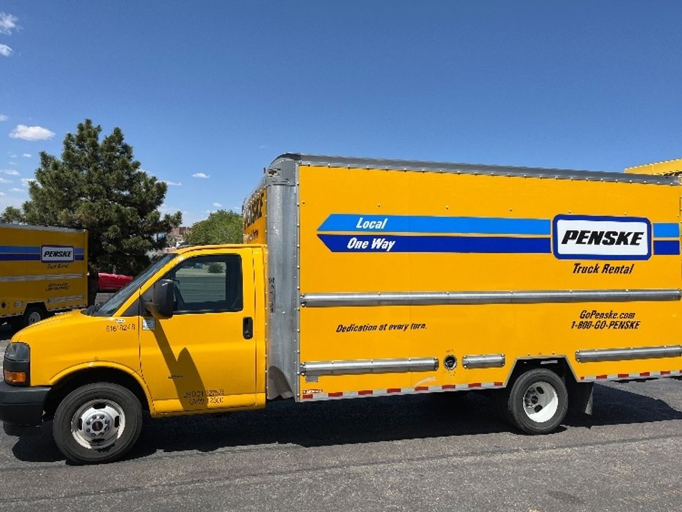 Light Duty Box Truck-Light and Medium Duty Trucks-GMC-2021-Savana G33903-Albuquerque-NM-98,023\n\t\tmiles-$ 27,250 - Image 4