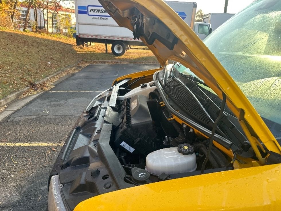 Light Duty Box Truck-Light and Medium Duty Trucks-GMC-2021-Savana G33903-Alexandria-VA-102,880\n\t\tmiles-$ 25,250 - Image 24