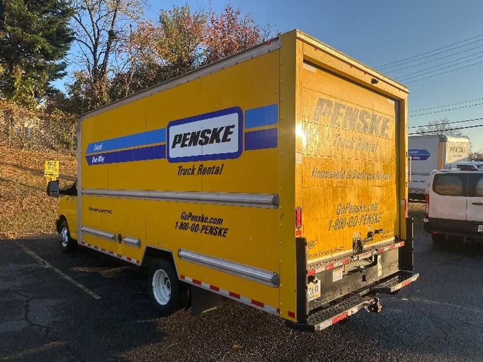 Light Duty Box Truck-Light and Medium Duty Trucks-GMC-2021-Savana G33903-Alexandria-VA-102,880\n\t\tmiles-$ 25,250 - Image 6