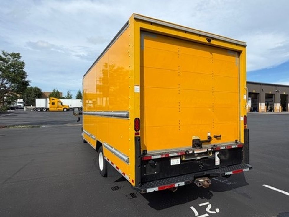 Light Duty Box Truck-Light and Medium Duty Trucks-GMC-2021-Savana G33903-Alexandria-VA-102,916\n\t\tmiles-$ 26,250 - Image 6