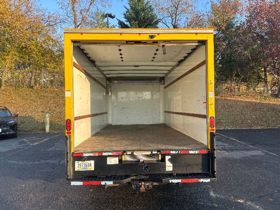 Light Duty Box Truck-Light and Medium Duty Trucks-GMC-2021-Savana G33903-Alexandria-VA-102,916\n\t\tmiles-$ 26,250 - Image 8