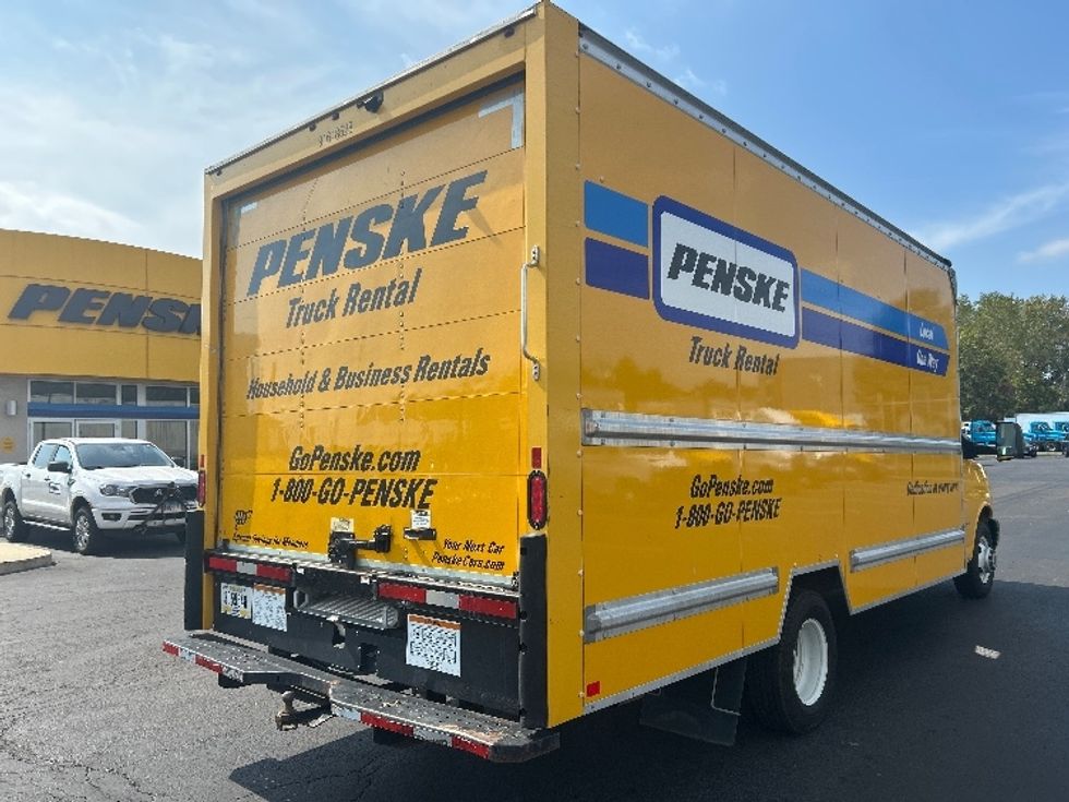 Light Duty Box Truck-Light and Medium Duty Trucks-GMC-2021-Savana G33903-Alexandria-VA-104,841\n\t\tmiles-$ 25,000 - Image 12