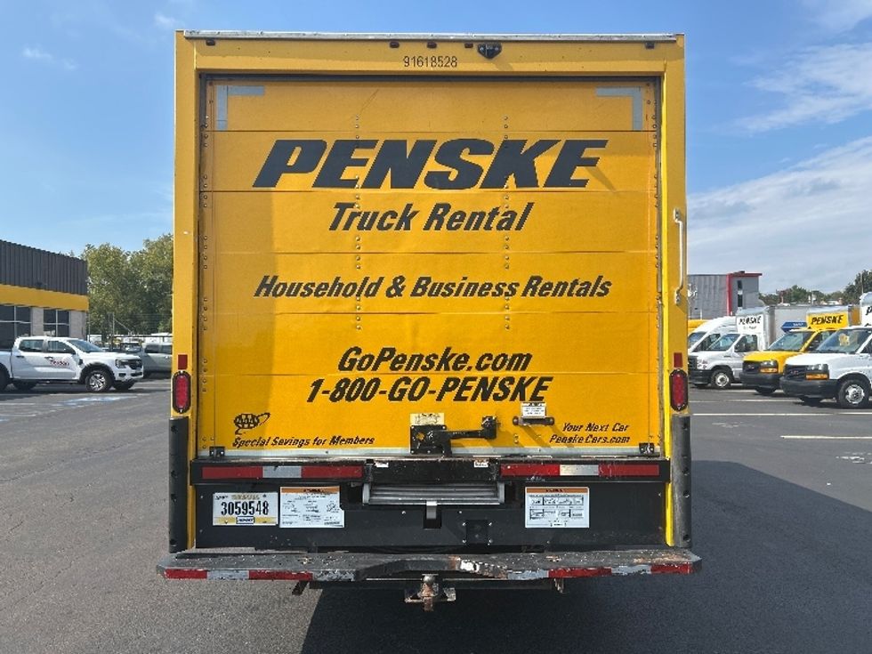 Light Duty Box Truck-Light and Medium Duty Trucks-GMC-2021-Savana G33903-Alexandria-VA-104,841\n\t\tmiles-$ 25,000 - Image 6