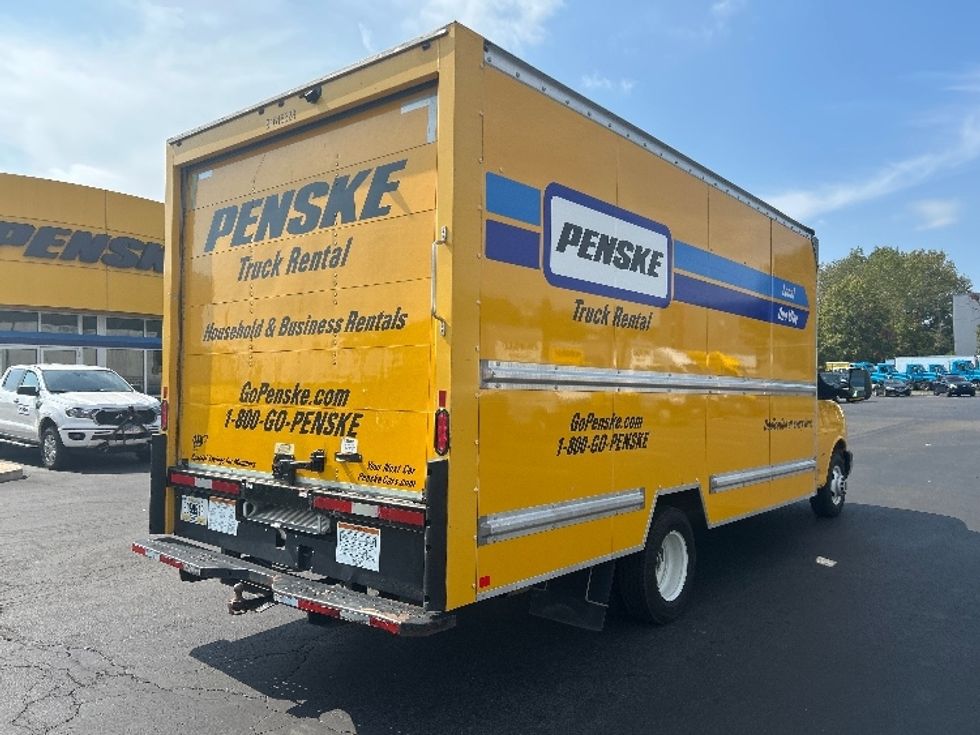 Light Duty Box Truck-Light and Medium Duty Trucks-GMC-2021-Savana G33903-Alexandria-VA-104,841\n\t\tmiles-$ 25,000 - Image 7