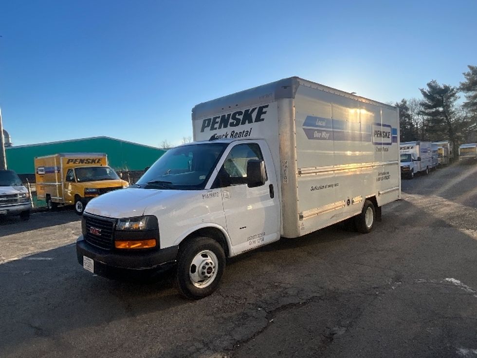 Light Duty Box Truck-Light and Medium Duty Trucks-GMC-2021-Savana G33903-Alexandria-VA-71,489\n\t\tmiles-$ 34,500 - Image 1