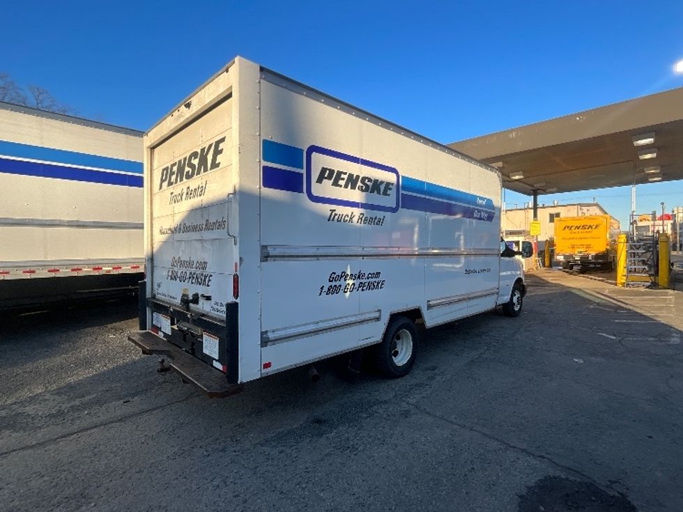 Light Duty Box Truck-Light and Medium Duty Trucks-GMC-2021-Savana G33903-Alexandria-VA-71,489\n\t\tmiles-$ 34,500 - Image 13