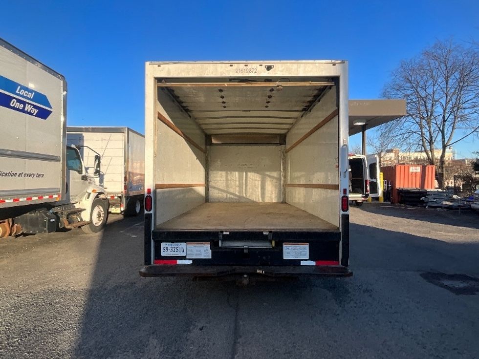 Light Duty Box Truck-Light and Medium Duty Trucks-GMC-2021-Savana G33903-Alexandria-VA-71,489\n\t\tmiles-$ 34,500 - Image 9