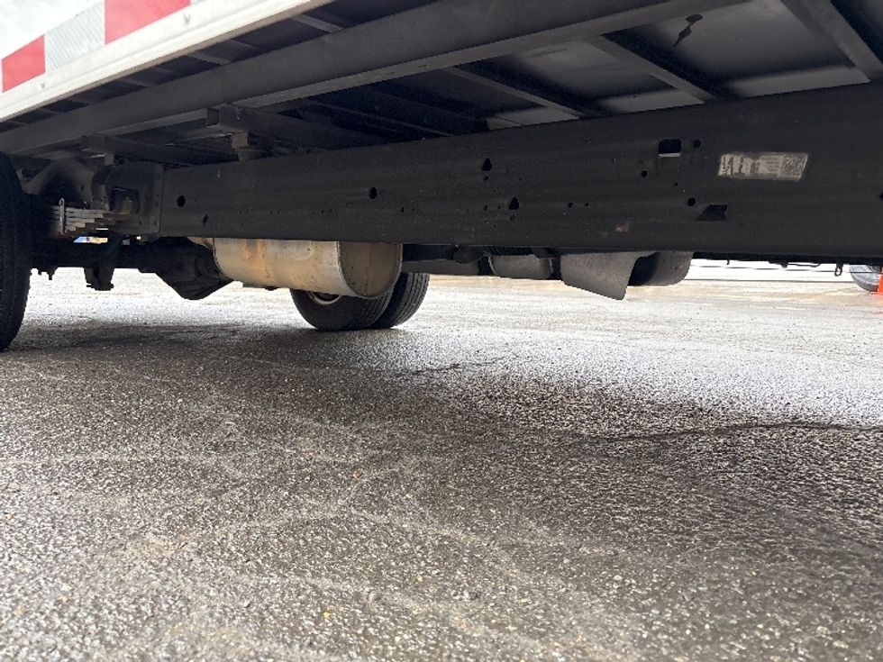 Light Duty Box Truck-Light and Medium Duty Trucks-GMC-2021-Savana G33903-Alexandria-VA-87,418\n\t\tmiles-$ 30,000 - Image 14