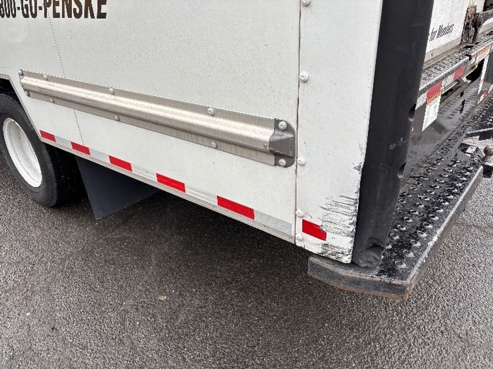 Light Duty Box Truck-Light and Medium Duty Trucks-GMC-2021-Savana G33903-Alexandria-VA-87,418\n\t\tmiles-$ 30,000 - Image 27