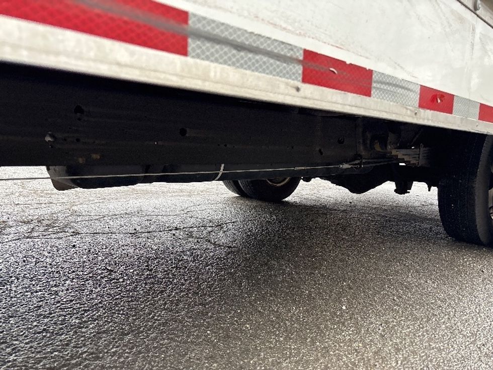 Light Duty Box Truck-Light and Medium Duty Trucks-GMC-2021-Savana G33903-Alexandria-VA-87,418\n\t\tmiles-$ 30,000 - Image 5