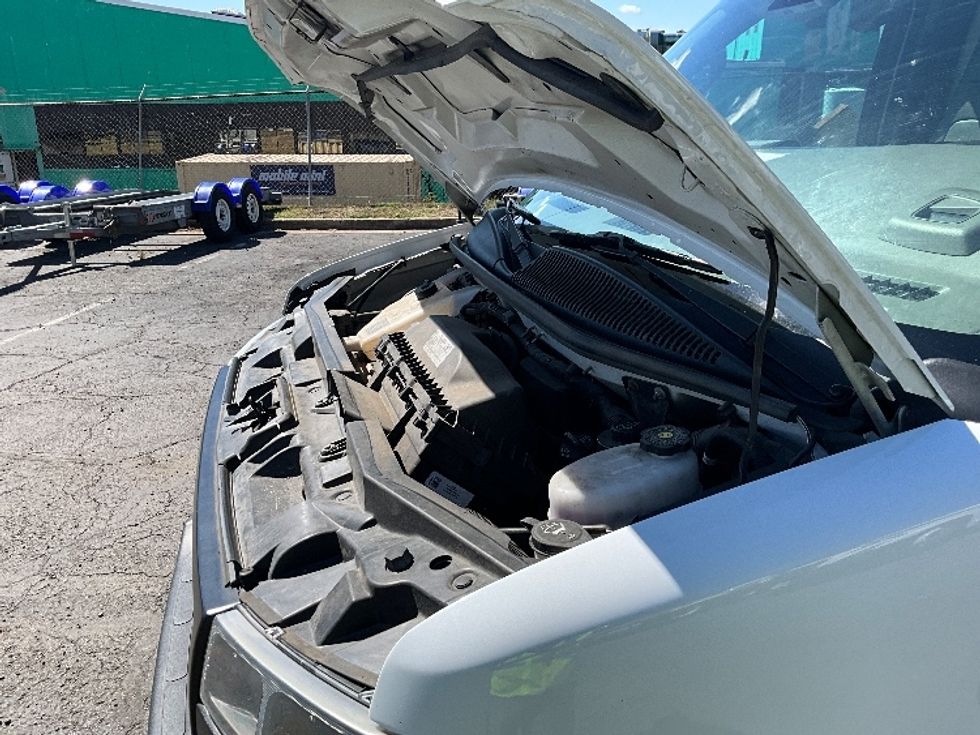 Light Duty Box Truck-Light and Medium Duty Trucks-GMC-2021-Savana G33903-Alexandria-VA-89,272\n\t\tmiles-$ 29,750 - Image 22