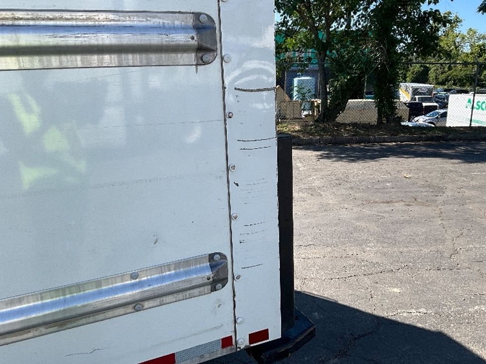 Light Duty Box Truck-Light and Medium Duty Trucks-GMC-2021-Savana G33903-Alexandria-VA-89,272\n\t\tmiles-$ 29,750 - Image 26