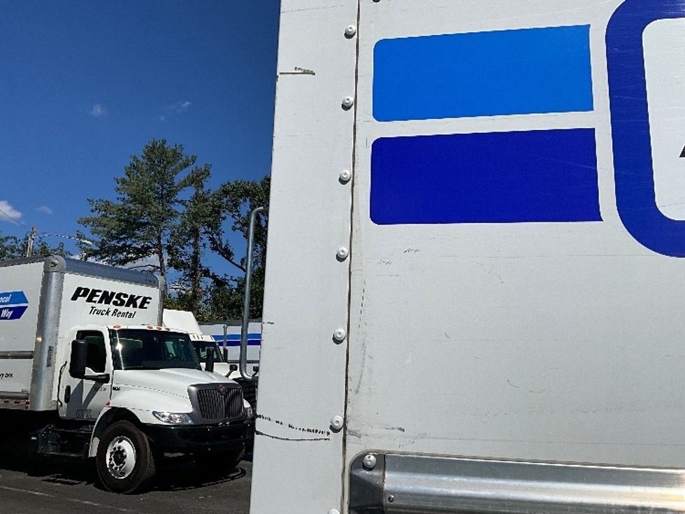 Light Duty Box Truck-Light and Medium Duty Trucks-GMC-2021-Savana G33903-Alexandria-VA-89,272\n\t\tmiles-$ 29,750 - Image 27