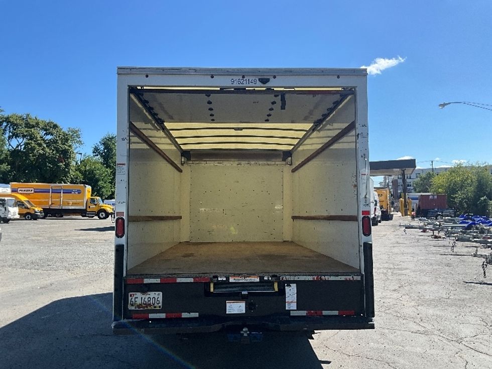 Light Duty Box Truck-Light and Medium Duty Trucks-GMC-2021-Savana G33903-Alexandria-VA-89,272\n\t\tmiles-$ 29,750 - Image 7