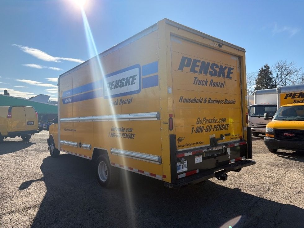 Light Duty Box Truck-Light and Medium Duty Trucks-GMC-2021-Savana G33903-Alexandria-VA-91,873\n\t\tmiles-$ 26,500 - Image 13