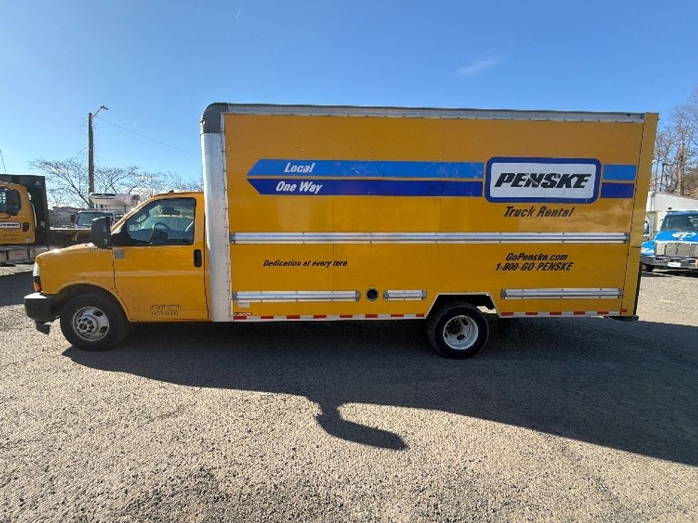 Light Duty Box Truck-Light and Medium Duty Trucks-GMC-2021-Savana G33903-Alexandria-VA-91,873\n\t\tmiles-$ 26,500 - Image 15