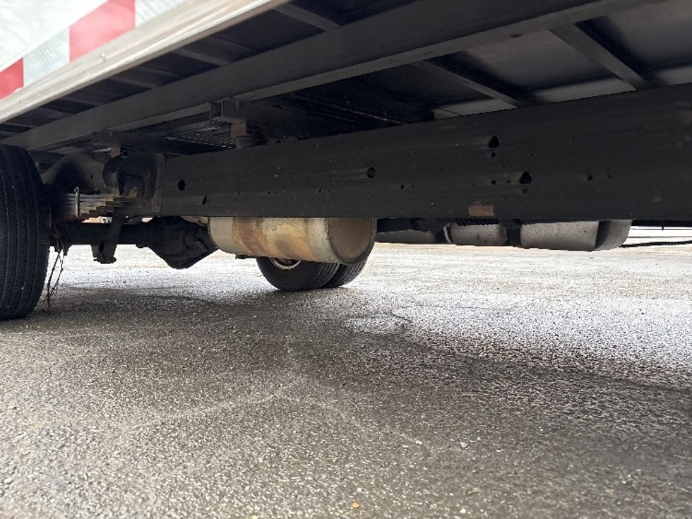 Light Duty Box Truck-Light and Medium Duty Trucks-GMC-2021-Savana G33903-Alexandria-VA-95,472\n\t\tmiles-$ 29,000 - Image 14