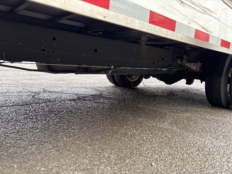 Light Duty Box Truck-Light and Medium Duty Trucks-GMC-2021-Savana G33903-Alexandria-VA-95,472\n\t\tmiles-$ 29,000 - Image 5