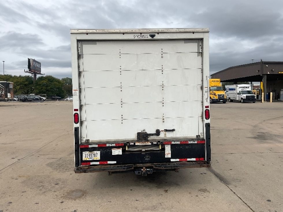 Light Duty Box Truck-Light and Medium Duty Trucks-GMC-2021-Savana G33903-Allen Park-MI-104,902\n\t\tmiles-$ 27,250 - Image 6