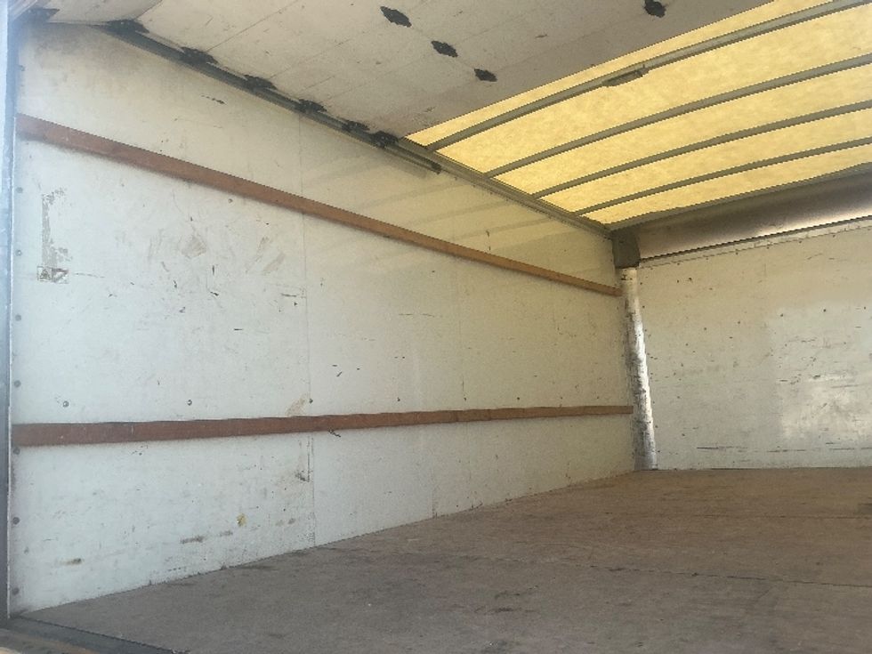 Light Duty Box Truck-Light and Medium Duty Trucks-GMC-2021-Savana G33903-Allen Park-MI-122,745\n\t\tmiles-$ 27,250 - Image 10