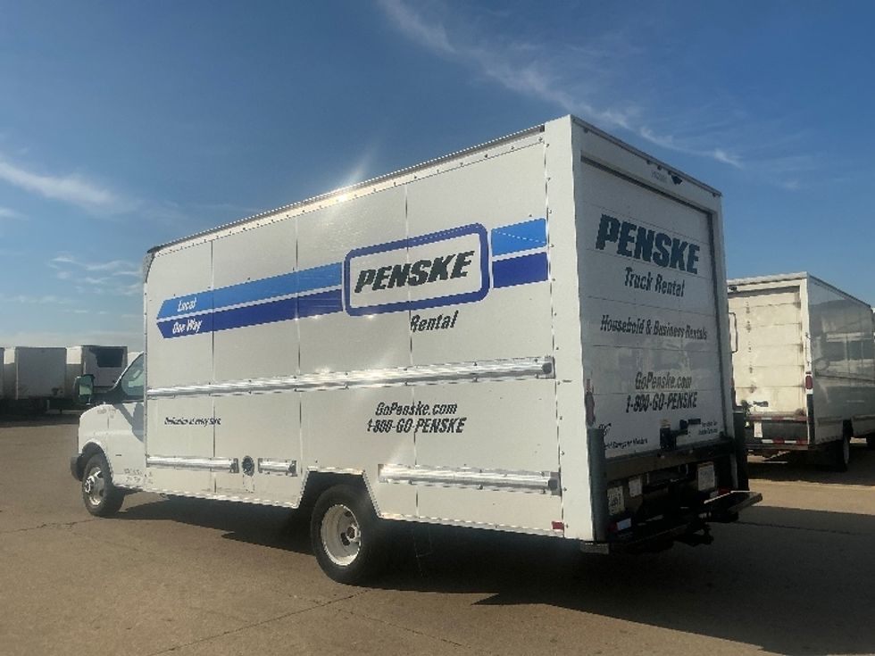 Light Duty Box Truck-Light and Medium Duty Trucks-GMC-2021-Savana G33903-Allen Park-MI-122,745\n\t\tmiles-$ 27,250 - Image 6