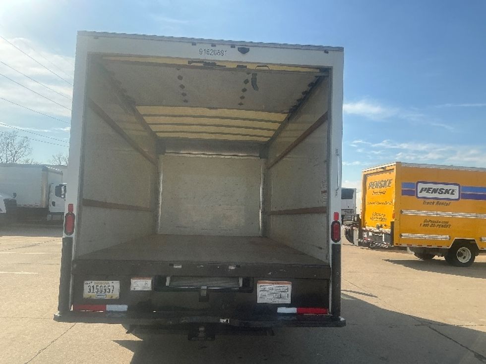 Light Duty Box Truck-Light and Medium Duty Trucks-GMC-2021-Savana G33903-Allen Park-MI-122,745\n\t\tmiles-$ 27,250 - Image 8