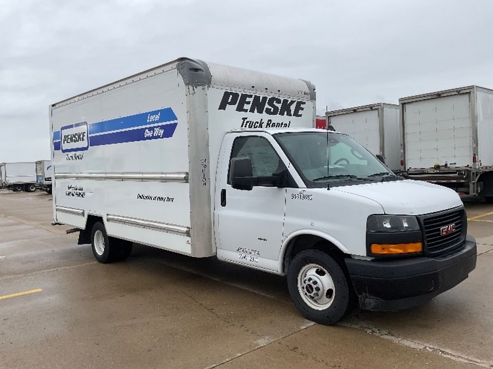 Light Duty Box Truck-Light and Medium Duty Trucks-GMC-2021-Savana G33903-Allen Park-MI-93,099\n\t\tmiles-$ 28,000 - Image 1