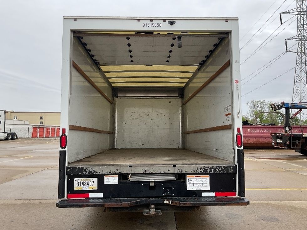 Light Duty Box Truck-Light and Medium Duty Trucks-GMC-2021-Savana G33903-Allen Park-MI-93,099\n\t\tmiles-$ 28,000 - Image 7