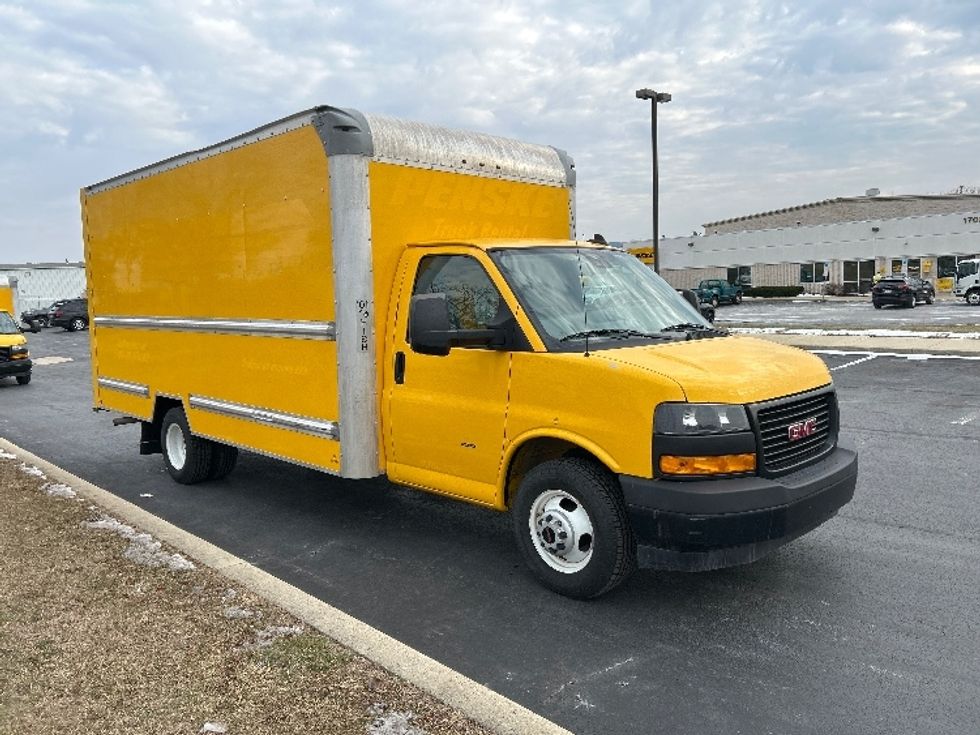 Light Duty Box Truck-Light and Medium Duty Trucks-GMC-2021-Savana G33903-Allentown-PA-102,734\n\t\tmiles-$ 25,500 - Image 1