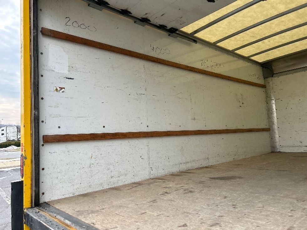 Light Duty Box Truck-Light and Medium Duty Trucks-GMC-2021-Savana G33903-Allentown-PA-102,734\n\t\tmiles-$ 25,500 - Image 11