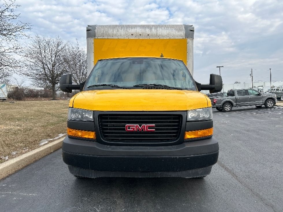 Light Duty Box Truck-Light and Medium Duty Trucks-GMC-2021-Savana G33903-Allentown-PA-102,734\n\t\tmiles-$ 25,500 - Image 2