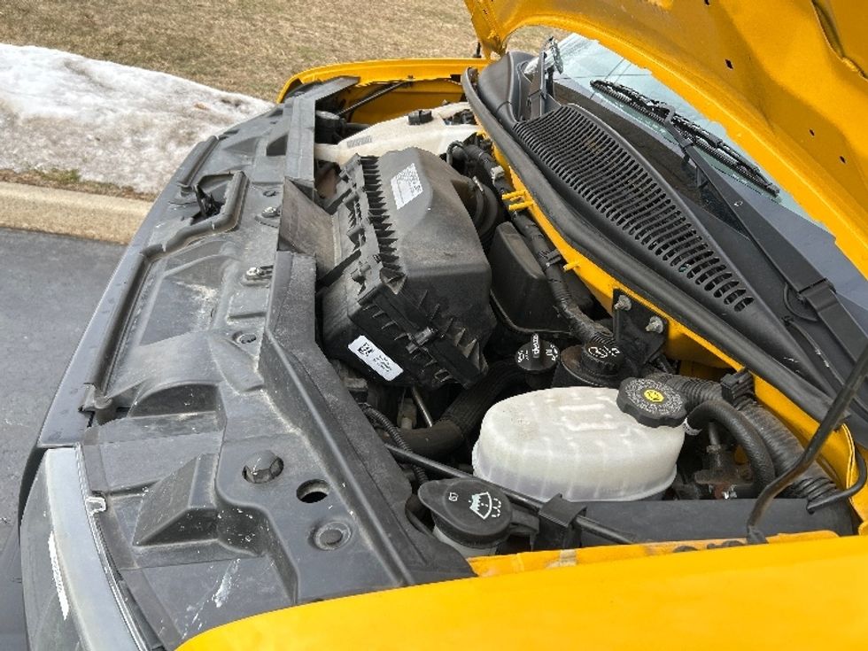 Light Duty Box Truck-Light and Medium Duty Trucks-GMC-2021-Savana G33903-Allentown-PA-102,734\n\t\tmiles-$ 25,500 - Image 24