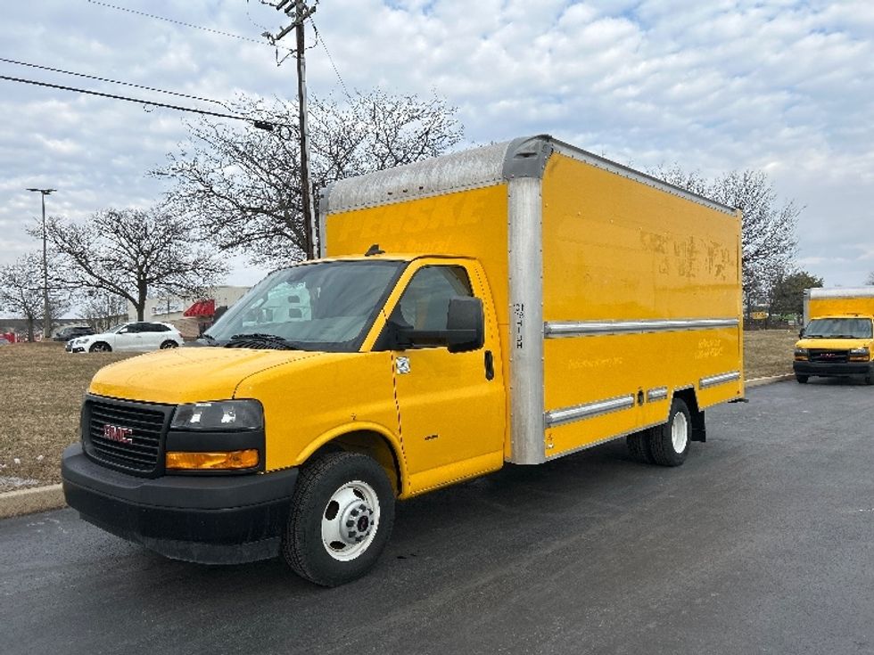 Light Duty Box Truck-Light and Medium Duty Trucks-GMC-2021-Savana G33903-Allentown-PA-102,734\n\t\tmiles-$ 25,500 - Image 3