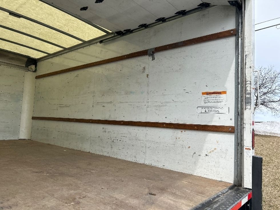 Light Duty Box Truck-Light and Medium Duty Trucks-GMC-2021-Savana G33903-Allentown-PA-51,812\n\t\tmiles-$ 33,750 - Image 12
