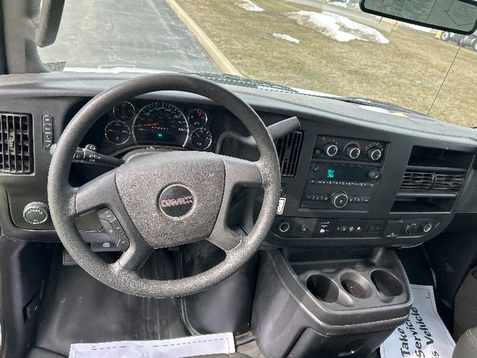 Light Duty Box Truck-Light and Medium Duty Trucks-GMC-2021-Savana G33903-Allentown-PA-51,812\n\t\tmiles-$ 33,750 - Image 18