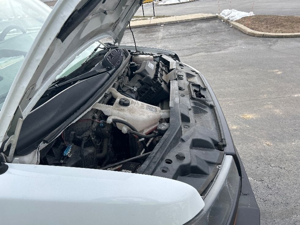 Light Duty Box Truck-Light and Medium Duty Trucks-GMC-2021-Savana G33903-Allentown-PA-51,812\n\t\tmiles-$ 33,750 - Image 23