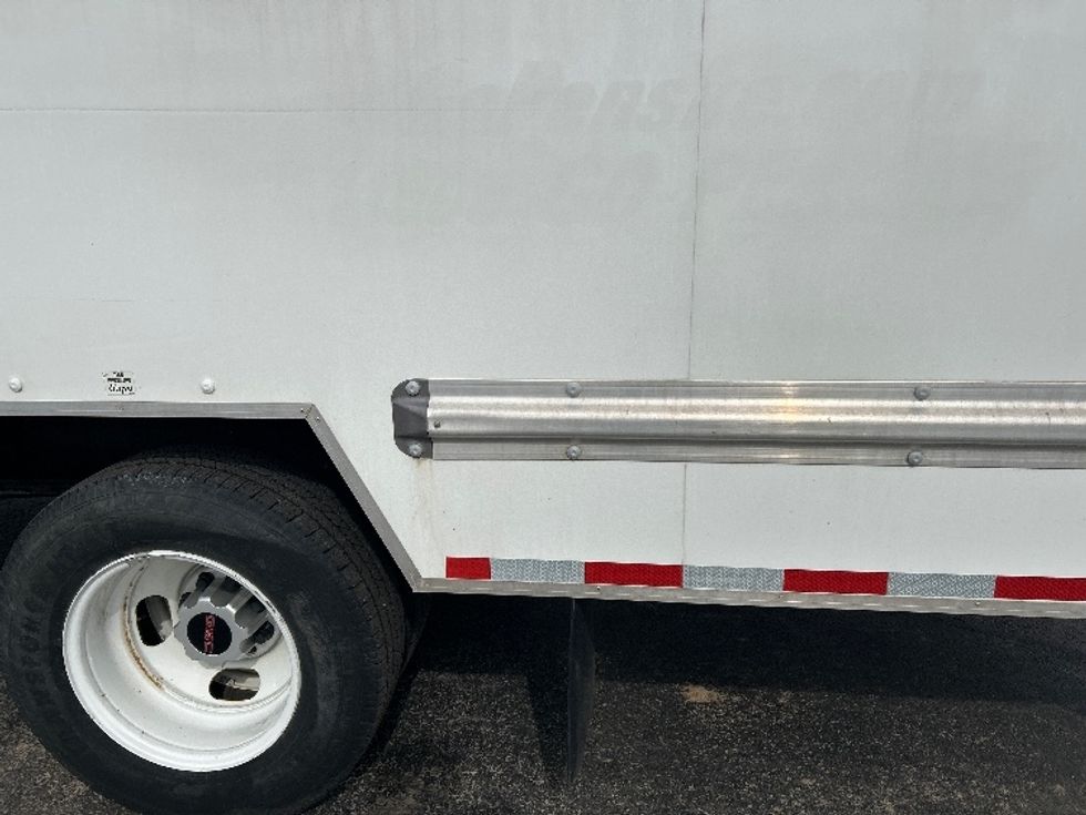 Light Duty Box Truck-Light and Medium Duty Trucks-GMC-2021-Savana G33903-Allentown-PA-51,812\n\t\tmiles-$ 33,750 - Image 27