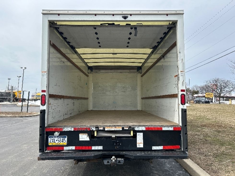 Light Duty Box Truck-Light and Medium Duty Trucks-GMC-2021-Savana G33903-Allentown-PA-51,812\n\t\tmiles-$ 33,750 - Image 8