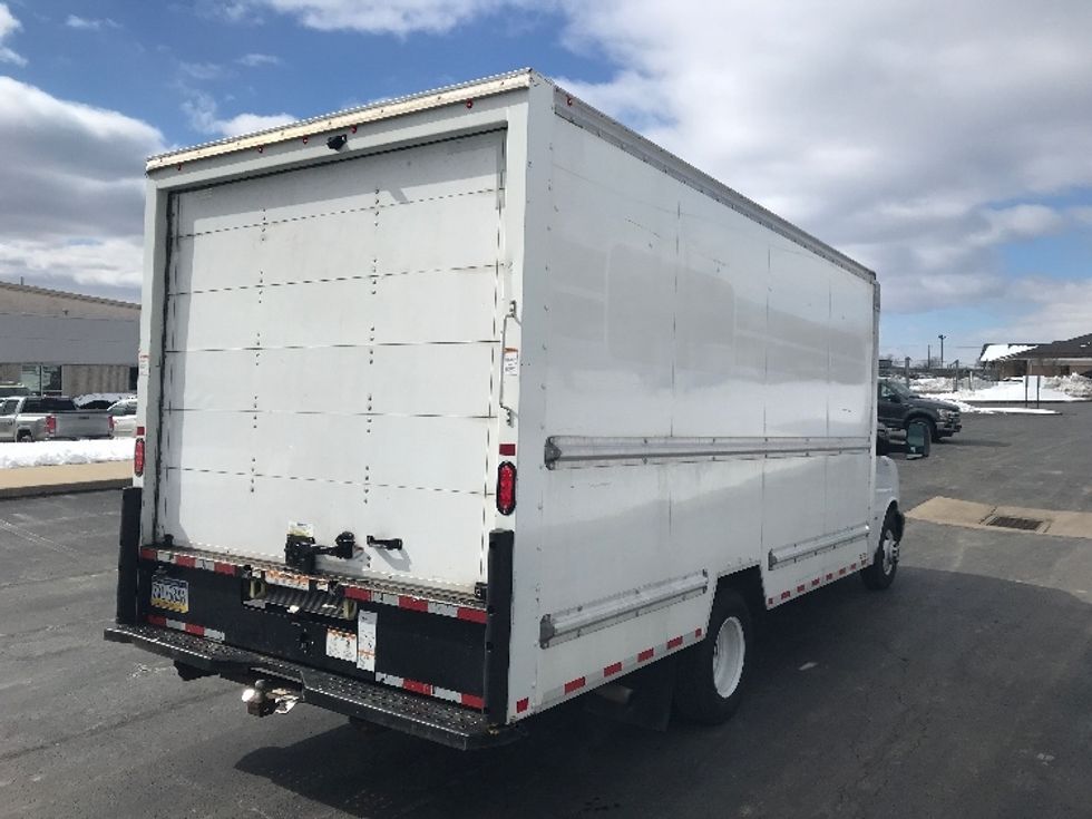 Light Duty Box Truck-Light and Medium Duty Trucks-GMC-2021-Savana G33903-Allentown-PA-64,421\n\t\tmiles-$ 32,500 - Image 13