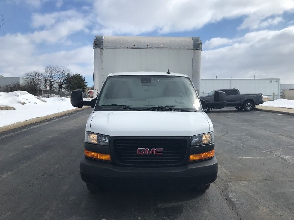 Light Duty Box Truck-Light and Medium Duty Trucks-GMC-2021-Savana G33903-Allentown-PA-64,421\n\t\tmiles-$ 32,500 - Image 2
