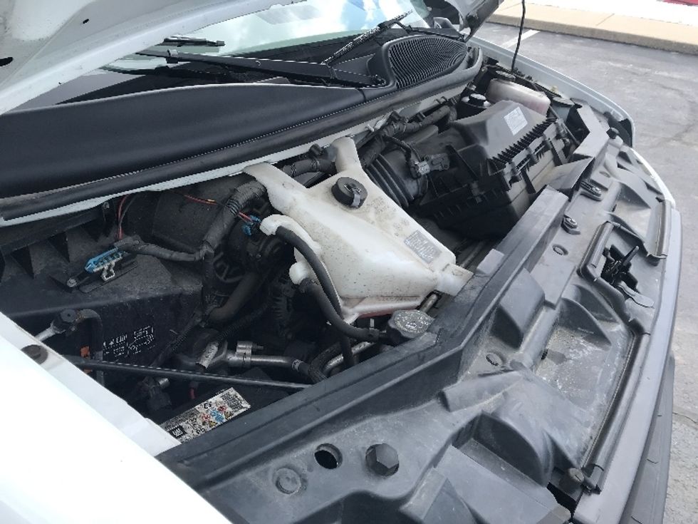 Light Duty Box Truck-Light and Medium Duty Trucks-GMC-2021-Savana G33903-Allentown-PA-64,421\n\t\tmiles-$ 32,500 - Image 23